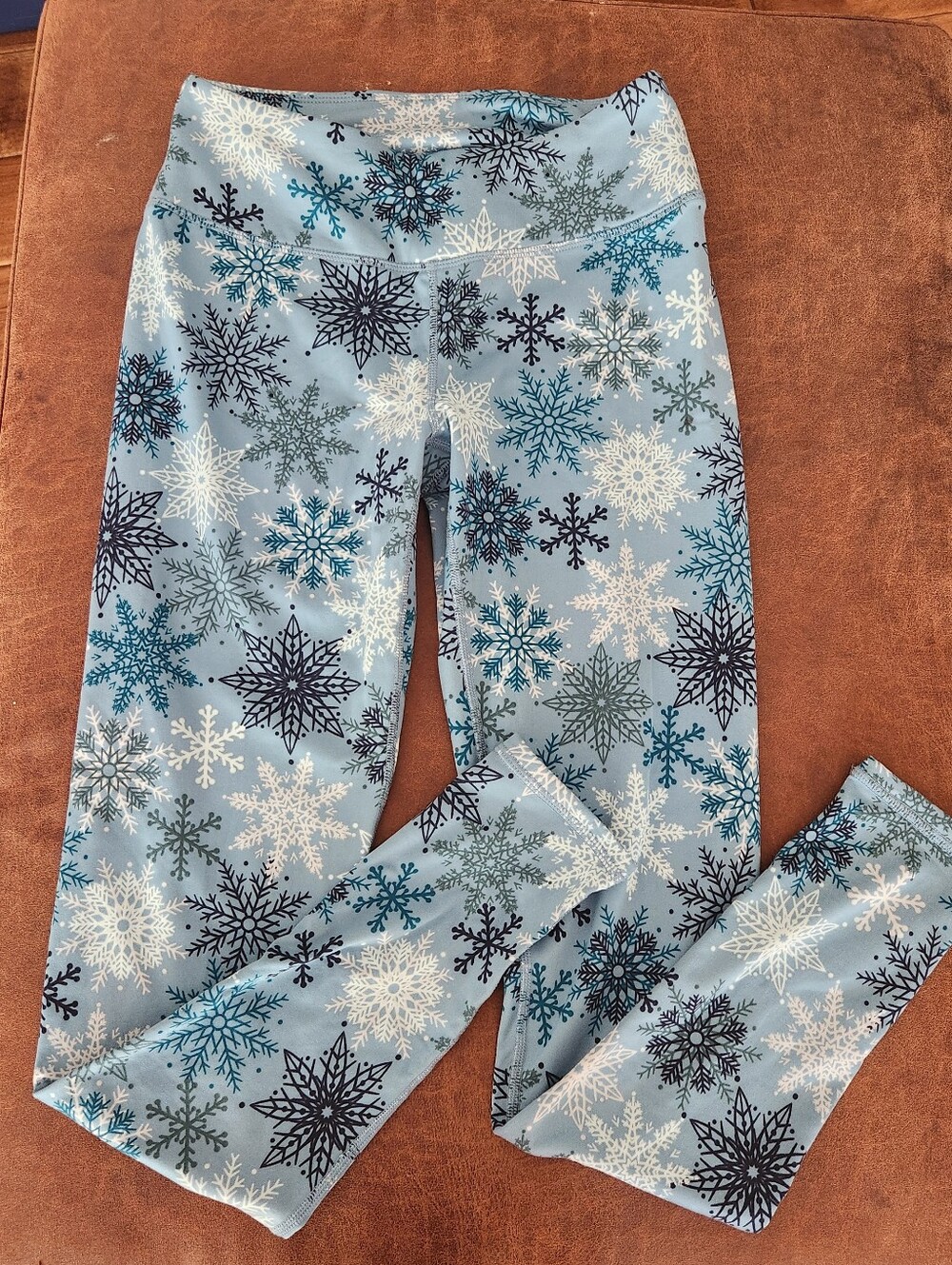 ClimateRight By CuddlDuds Blue Snowflake Print Leggings